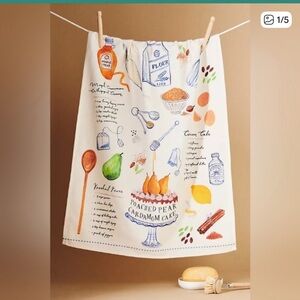 New🌟Anthropologie Pear and Cardamom Cake Dish Towel